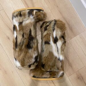 AZALEA WANG Stylish Faux Fur Winter Boots - Brown and White